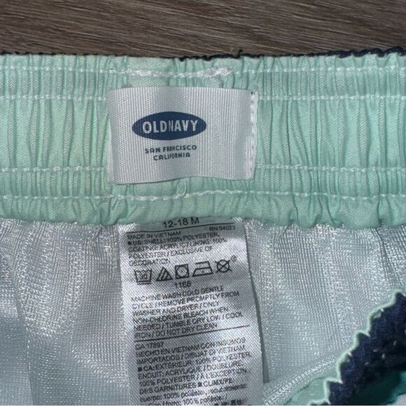 Kid's Old Navy Whale Print Swimsuit Board Shorts - Picture 4 of 5